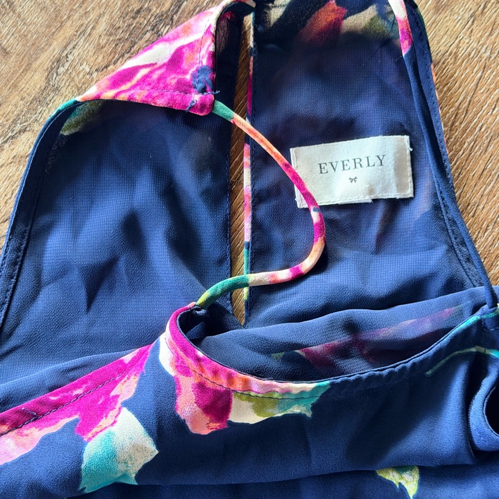 Everly by Anthropologie high-neck navy floral print dress Size Large - Picture 4 of 6